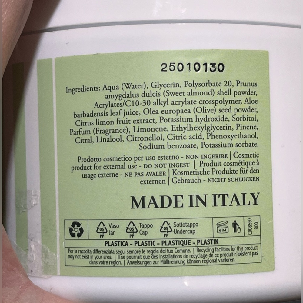 Lemon Body Scrub - Picture 4 of 4